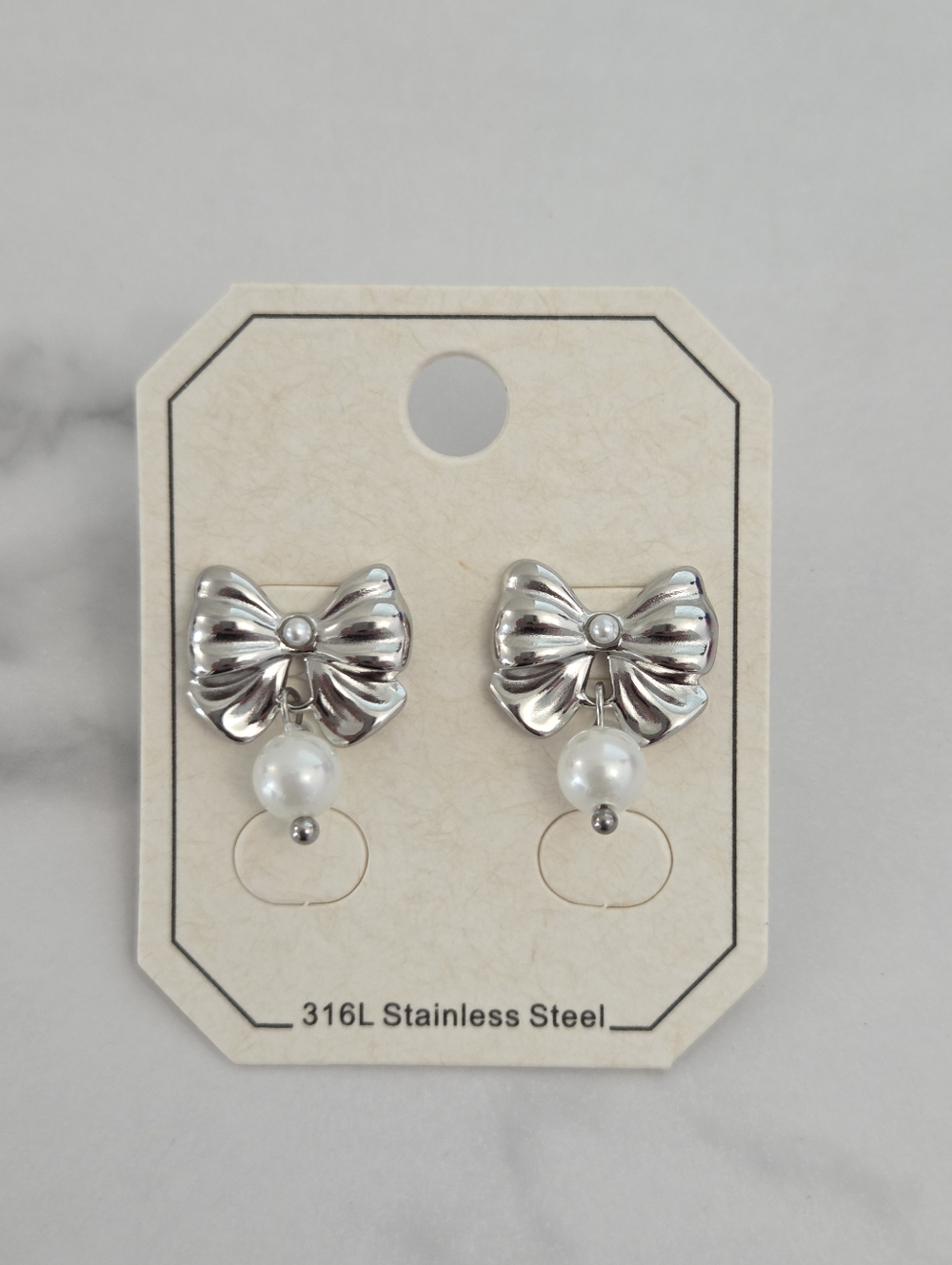 Dainty Silver Bow & Pearl Statement Earrings Elegant Everyday Jewelry - Picture 4 of 11